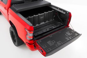 Truck Bed Cargo Storage Box - Rough Country - Easy Access | Mid Size 52.5